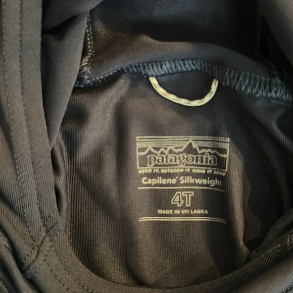 Patagonia Kids' Capilene Silkweight Hoodie 4T NWOT - Picture 2 of 2